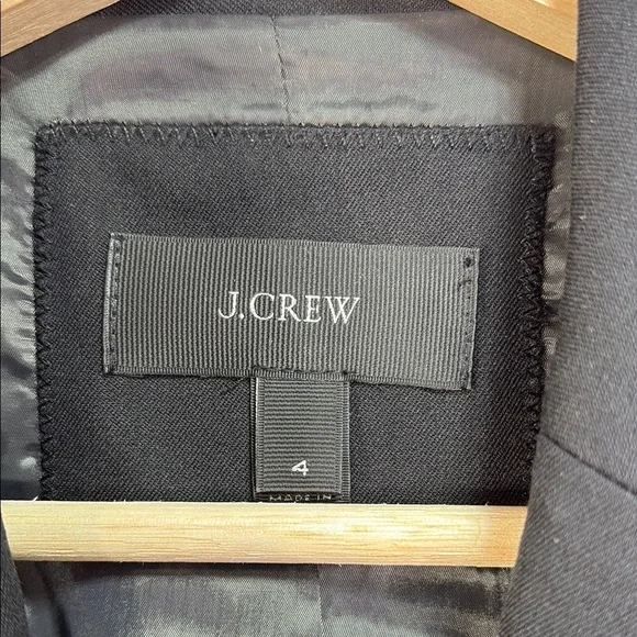 🥖 J. Crew Black stretch, cotton blend single button pleated shoulder Blazer